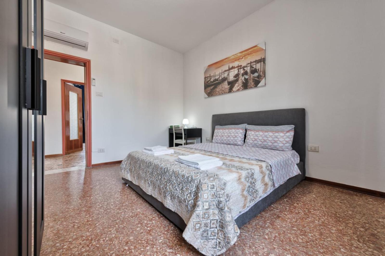 Cozy Best Apartment In City With Free Parking Marghera Exterior foto